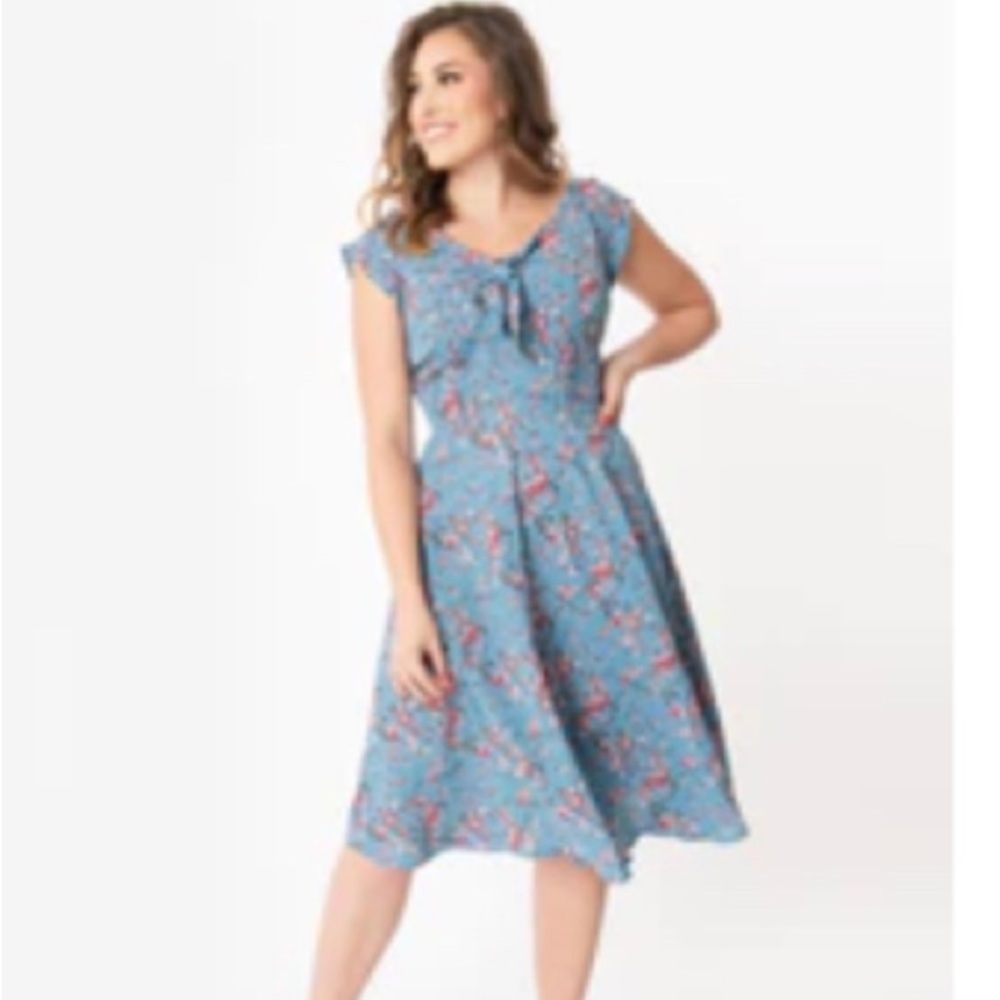 NWOT Unique Vintage 1940s Chambray Blue & Pink Floral Print Havilland Dress